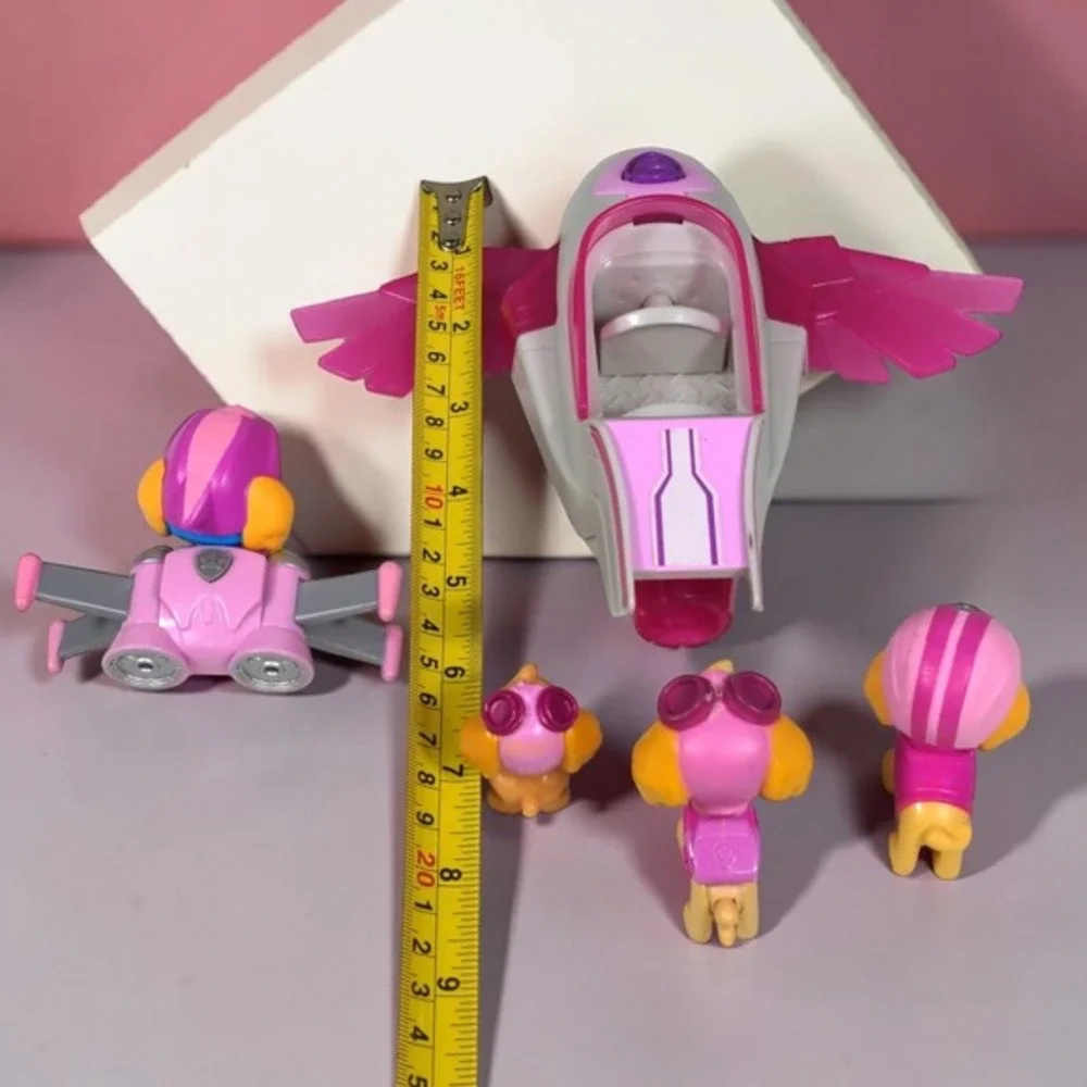 Paw Patrol Skye Super PAWs Deluxe Jet & 4 Figure Hero Rescue Sky Starter Toy Lot